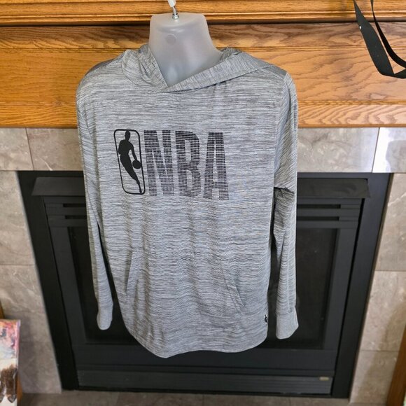 NBA Men’s Long Sleeve Hooded Pullover Shirt with Kangaroo Front Pocket Size M - Picture 1 of 4